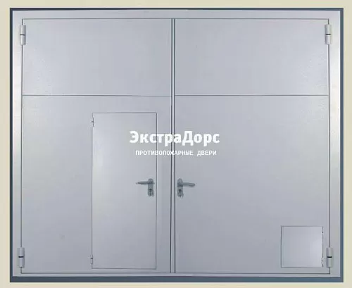 Серые распашные противопожарные ворота с калиткой